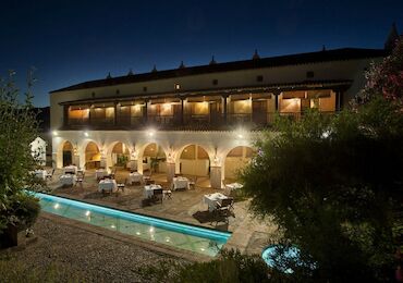 Parador de Guadalupe, un Alojamiento Starlight en la provincia de Cáceres con herencia andalusí.