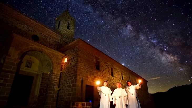 El Meeting de Guas y Monitores Starlight y III Encuentro de Astroturismo se trasladan