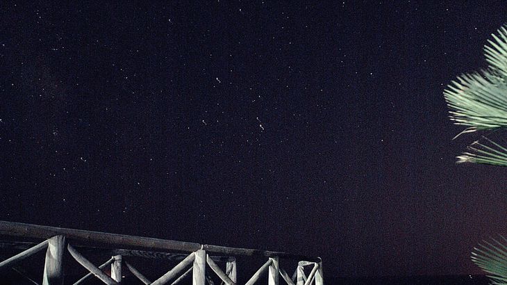 Disfruta cada jueves de los talleres de observacin del cielo desde el Parador Naturia de Mazagn