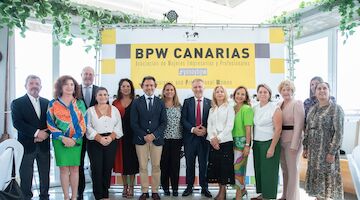Mujeres de Canarias lideran un movimiento para proteger el Cielo Nocturno con la creación del nuevo ODS18