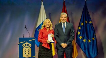 Antonia Varela recoge la Medalla de Oro de Canarias 2024