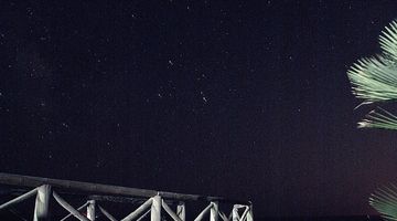Disfruta cada jueves de los talleres de observación del cielo desde el Parador Naturia de Mazagón