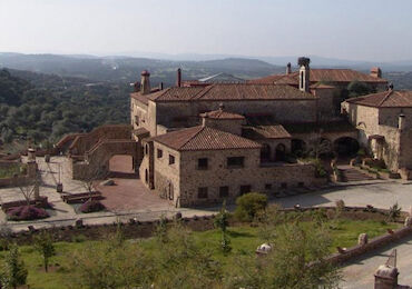 El Hotel Monasterio Rocamador, nuevo Alojamiento Starlight en la dehesa de Extremadura