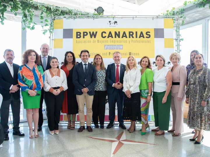 Mujeres de Canarias lideran un movimiento para proteger el Cielo Nocturno con la creación del nuevo ODS18