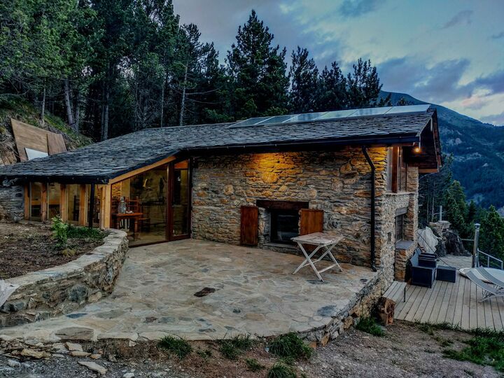 Magic Borda Cremat, naturaleza y estrellas desde el nuevo alojamiento Starlight de Andorra