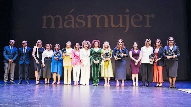 Antonia Varela directora de la Fundacin Starlight galardonada por Ms Mujer con el Premio Mujer Ciencia e Innovacin