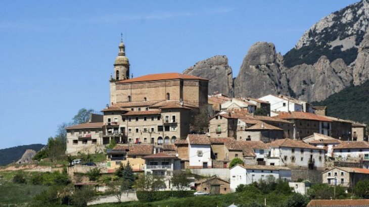 Torralba del Ro el nuevo Pueblo Starlight tiene estrellas hasta en su escudo