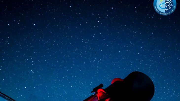 Muriel Viejo atrae a ms de un centenar de personas en su primera observacin astronmica