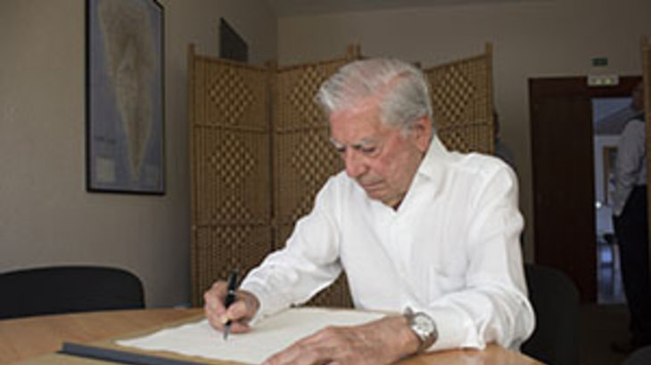 MARIO VARGAS LLOSA Hay que acercar la literatura a las estrellas